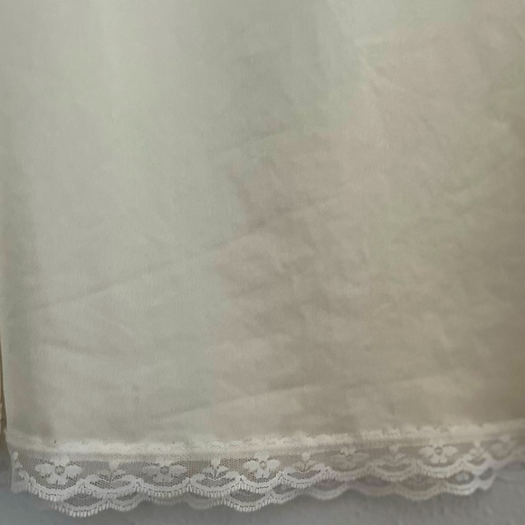 Vintage Warners perfect measure white nylon half slip Womens size large - Picture 3 of 6